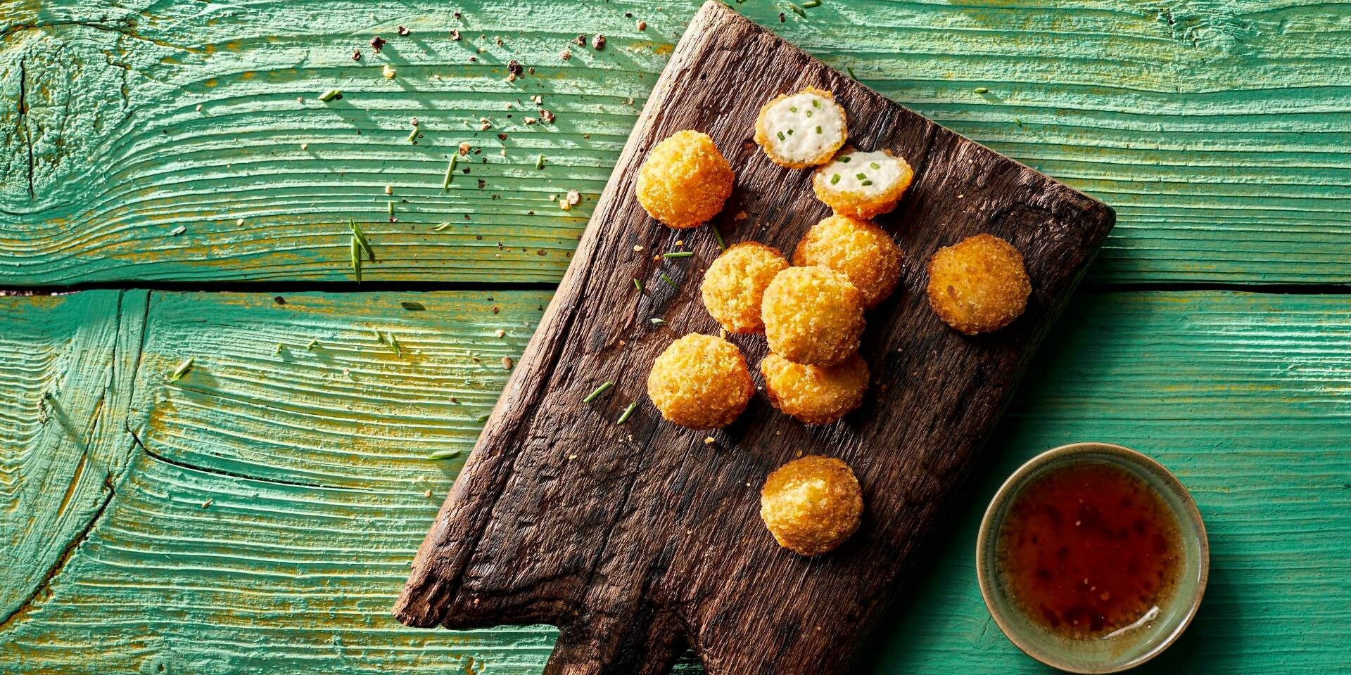 809331-aviko_cream_cheese_bites_1000g-header.jpg